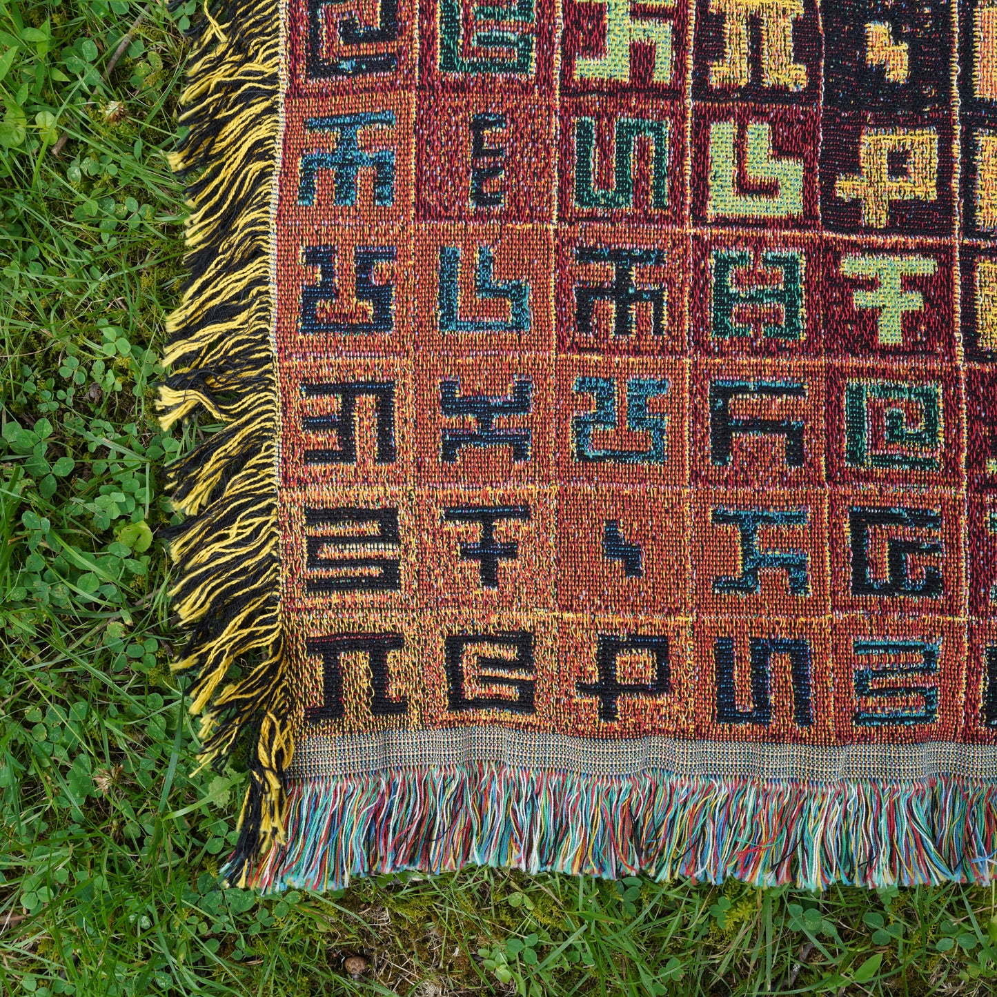 Complementary Mandala - Art Blanket